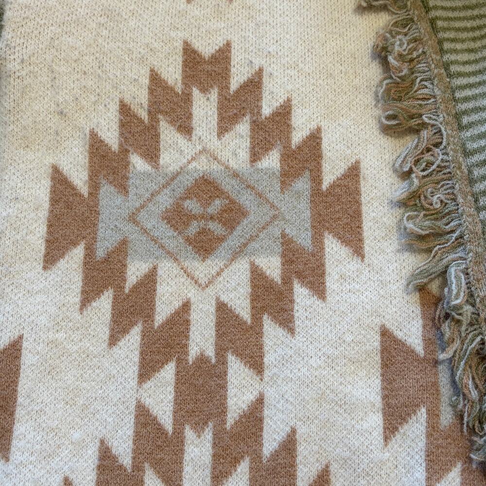 Debut Cardigan Sweater Womens XL Open Front Fringed Hem Southwestern Aztec Longg - Picture 6 of 12